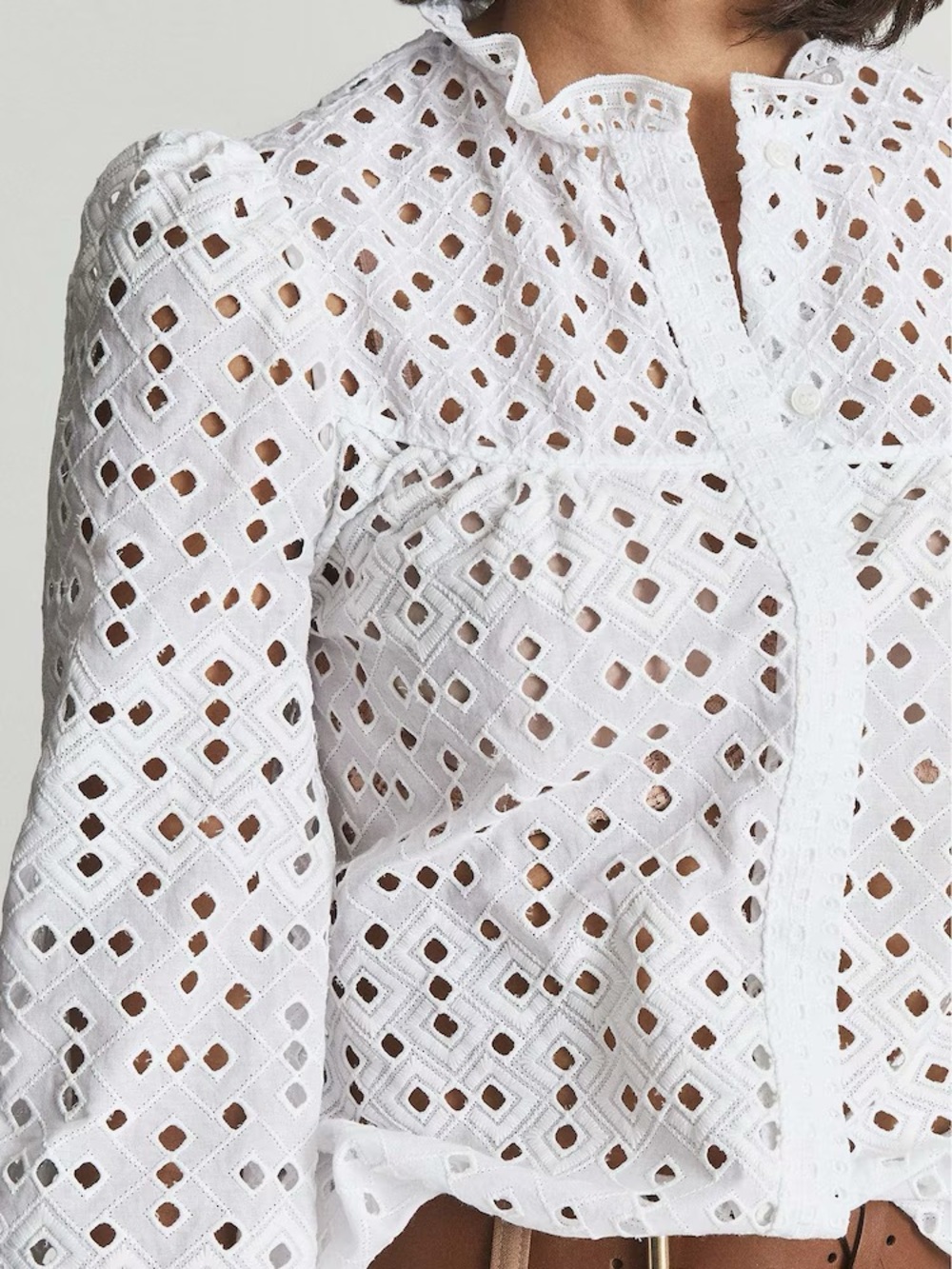 Reiss Yasmin Embroidered Top - Picture 13 of 15